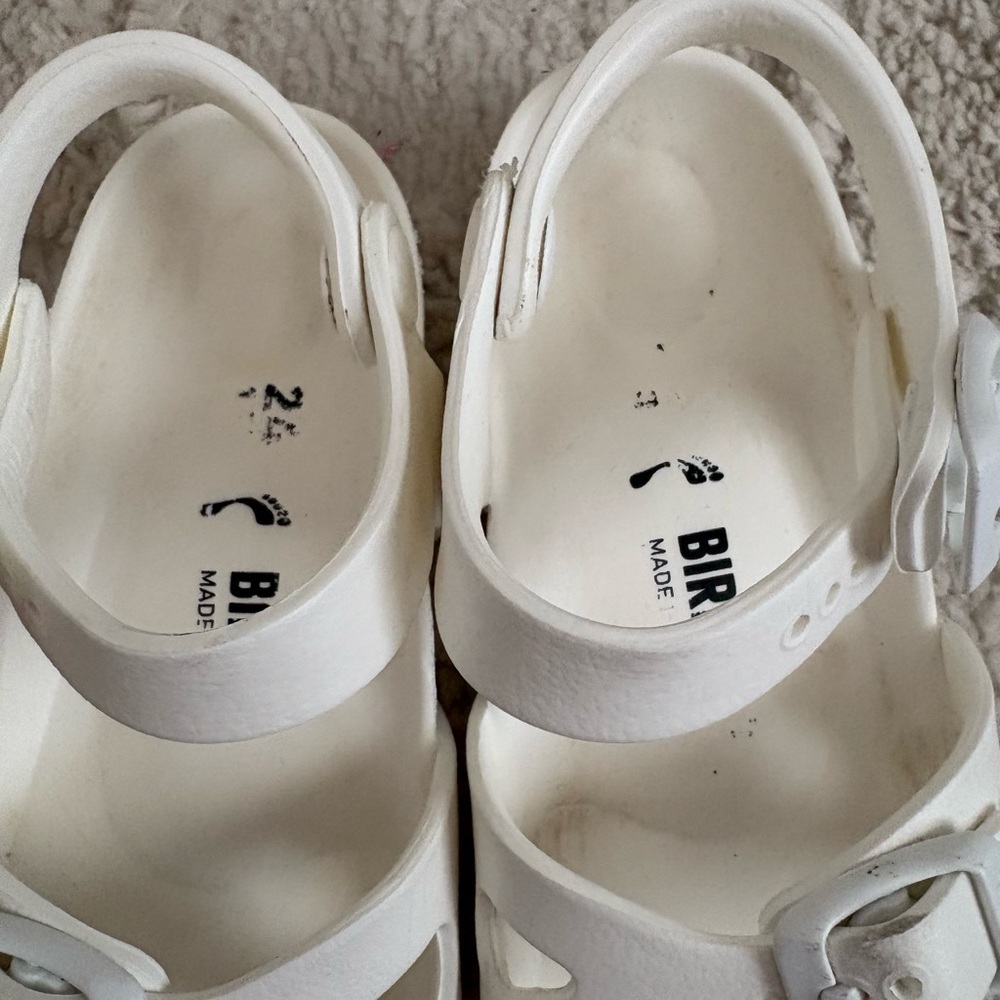 Kids Birkenstocks White Shoes - Picture 3 of 7